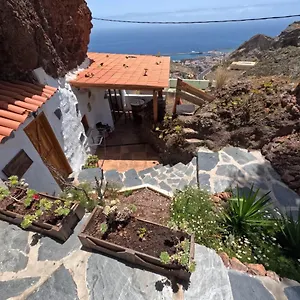 Сasa de vacaciones Alessia With Jacuzzi ,garden & Swimming Pool, Santa Cruz de Tenerife